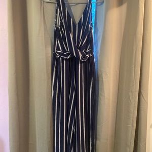 Striped V-neck jumper!